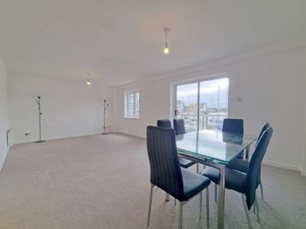 Neptune Square, Ipswich, Image 5