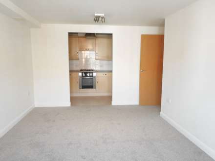 Compair Crescent, Voyage Development, Image 3