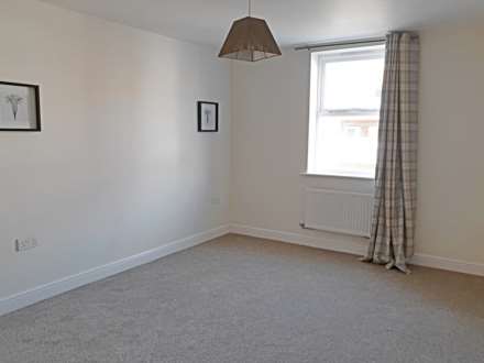 Compair Crescent, Voyage Development, Image 6