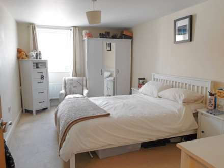 3 Bedroom Apartment, Compair Crescent, Ipswich