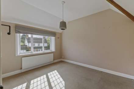 Kennylands Road, Sonning Common, Image 10