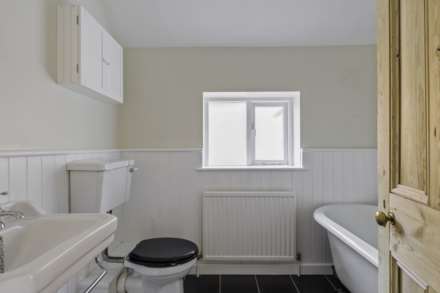 Kennylands Road, Sonning Common, Image 11