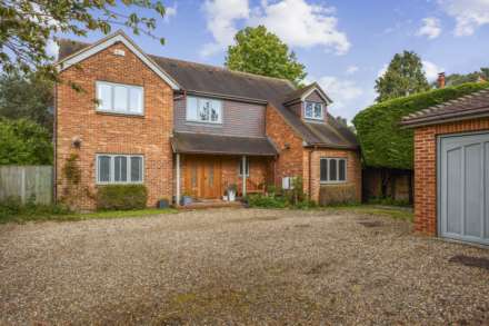 4 Bedroom Detached, Mill Road, Lower Shiplake