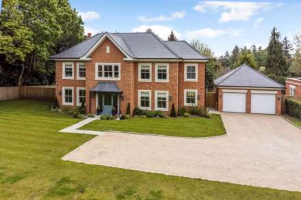 5 Bedroom Detached, Stow House, Shiplake