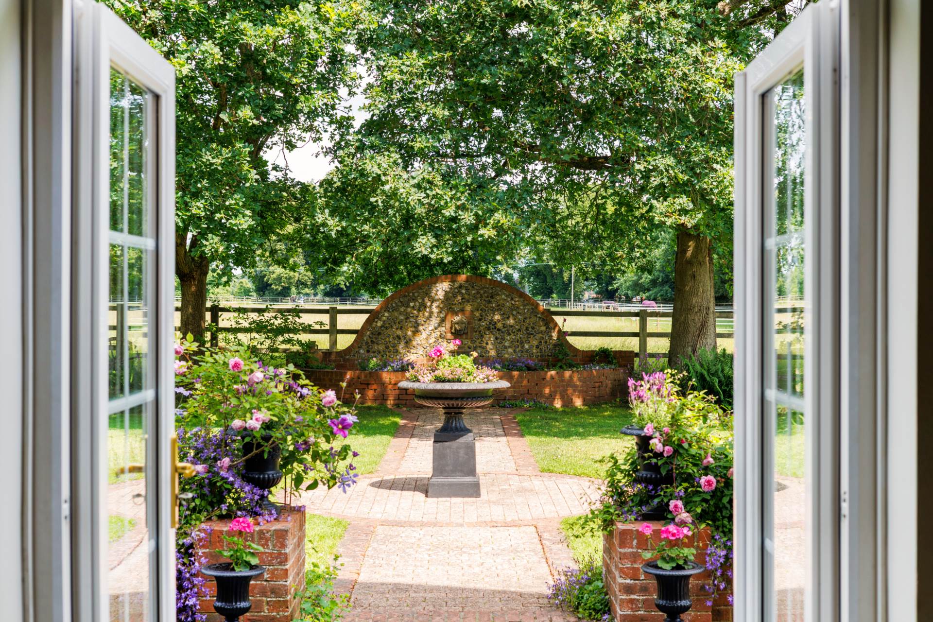 Manor Wood Gate, Lower Shiplake, Image 13
