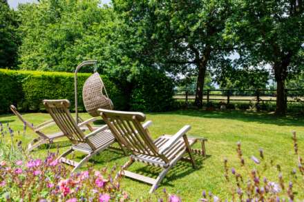 Manor Wood Gate, Lower Shiplake, Image 26