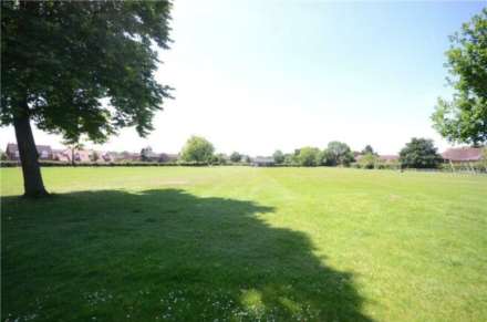 Kidmore End Road, Reading, Image 10