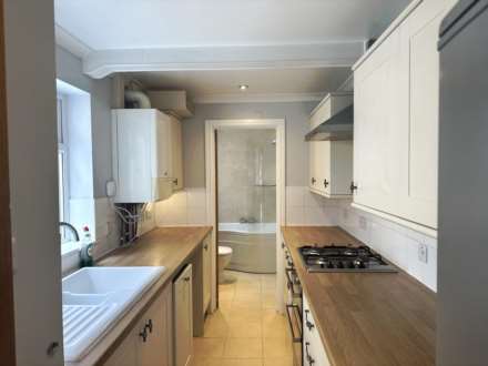 Kidmore End Road, Reading, Image 4