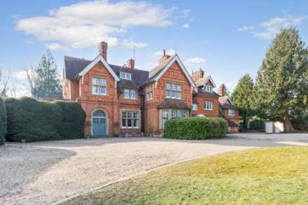 Crowsley Road, Lower Shiplake, Image 2
