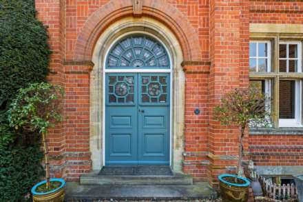 Crowsley Road, Lower Shiplake, Image 5