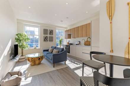 Chapel Street, Marlow, Image 1