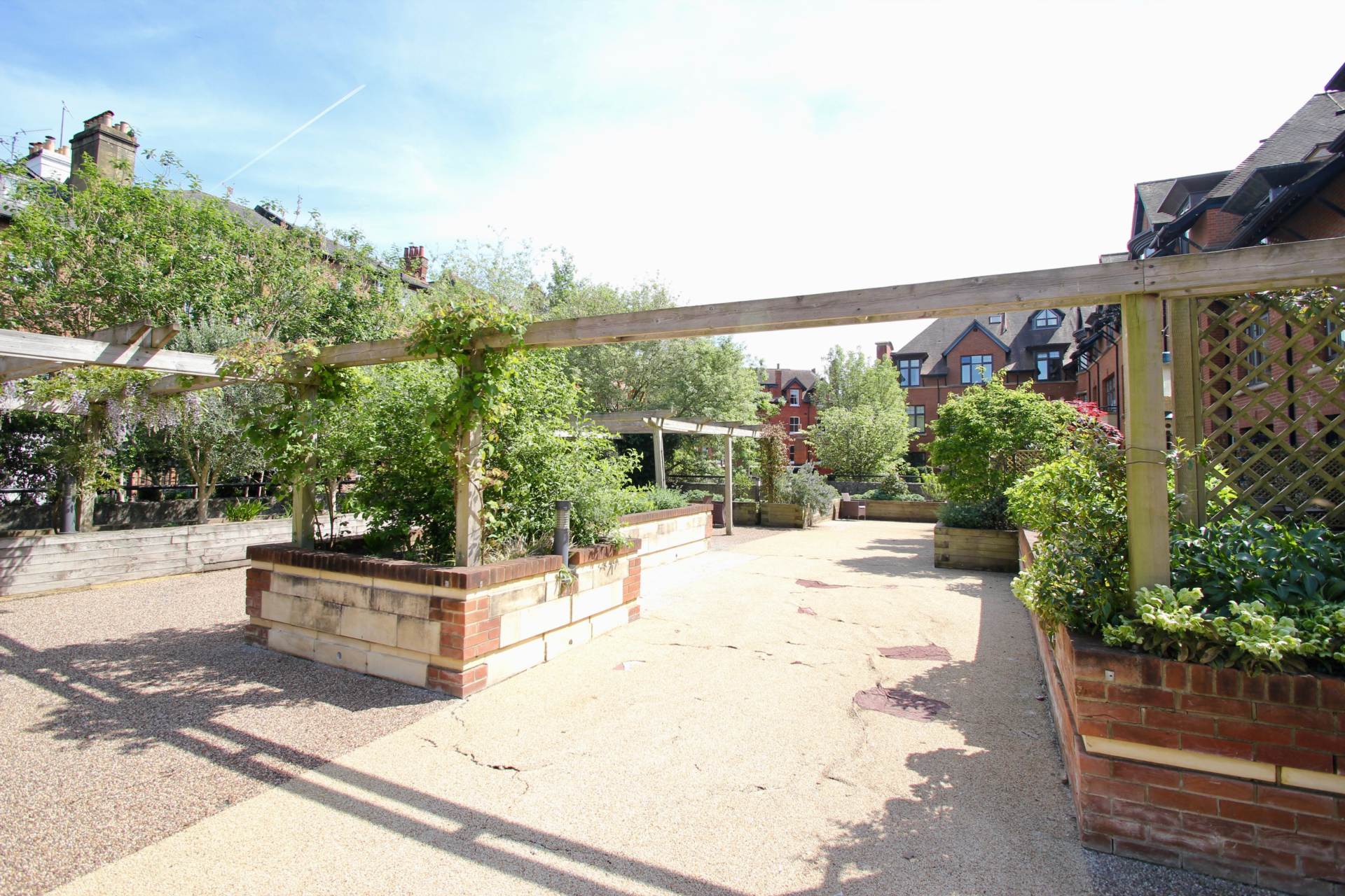 Perpetual House, Henley On Thames, Image 13