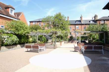 Perpetual House, Henley On Thames, Image 11