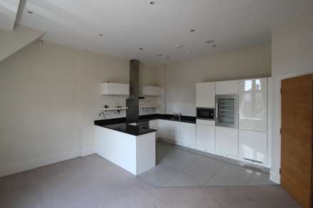 Perpetual House, Henley On Thames, Image 5