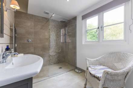 Wootton Road, Henley On Thames, Image 10