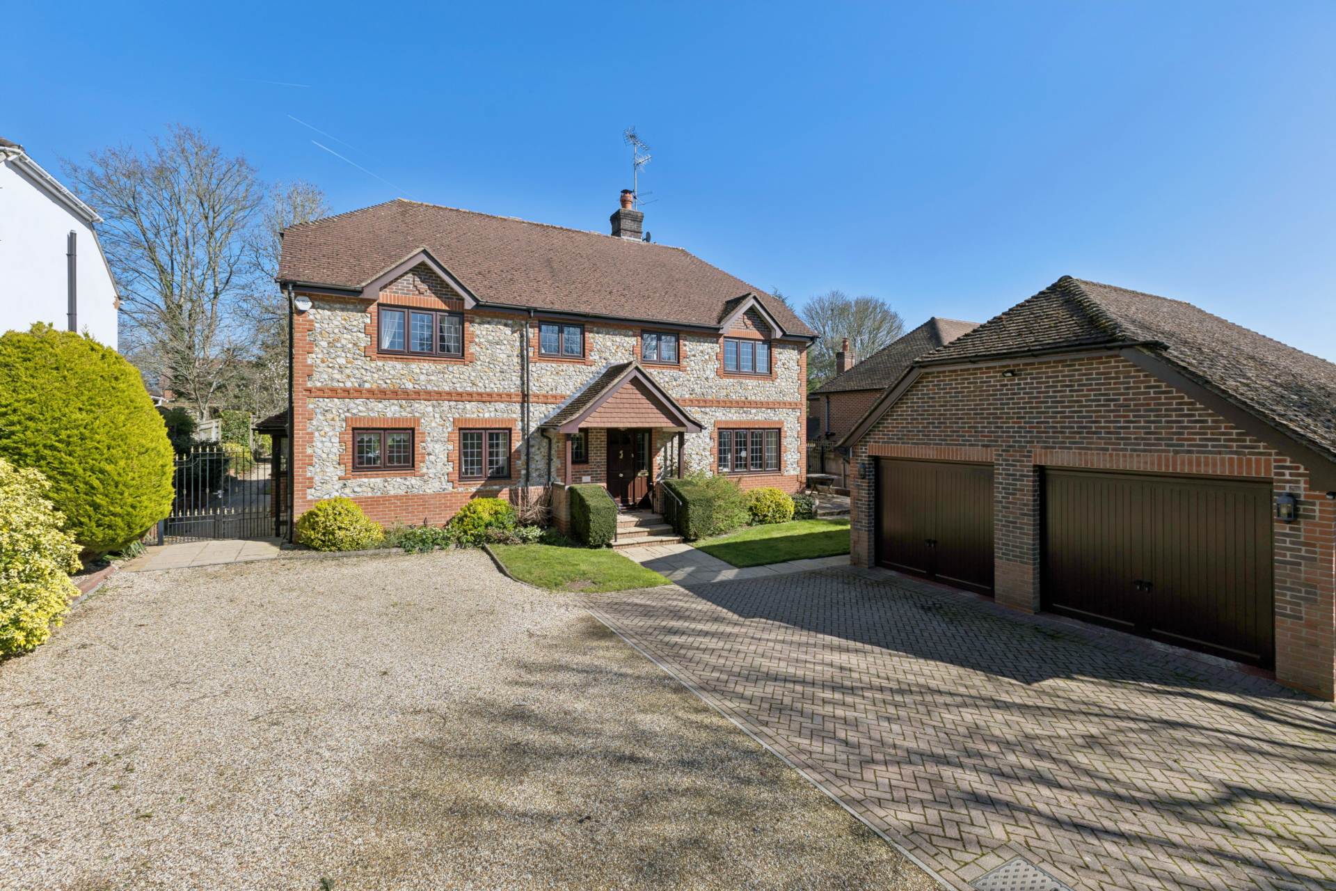 Chiltern Road, Rotherfield Peppard, Image 19