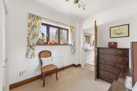 Chiltern Road, Rotherfield Peppard, Image 15