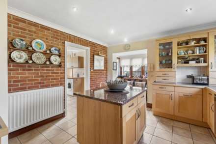 Chiltern Road, Rotherfield Peppard, Image 4