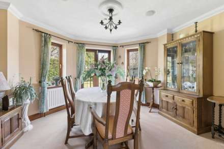 Chiltern Road, Rotherfield Peppard, Image 8