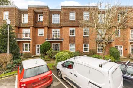 Northfield Close, Henley On Thames, Image 1