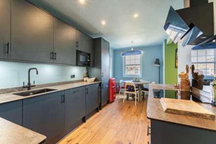 Northfield Close, Henley On Thames, Image 2