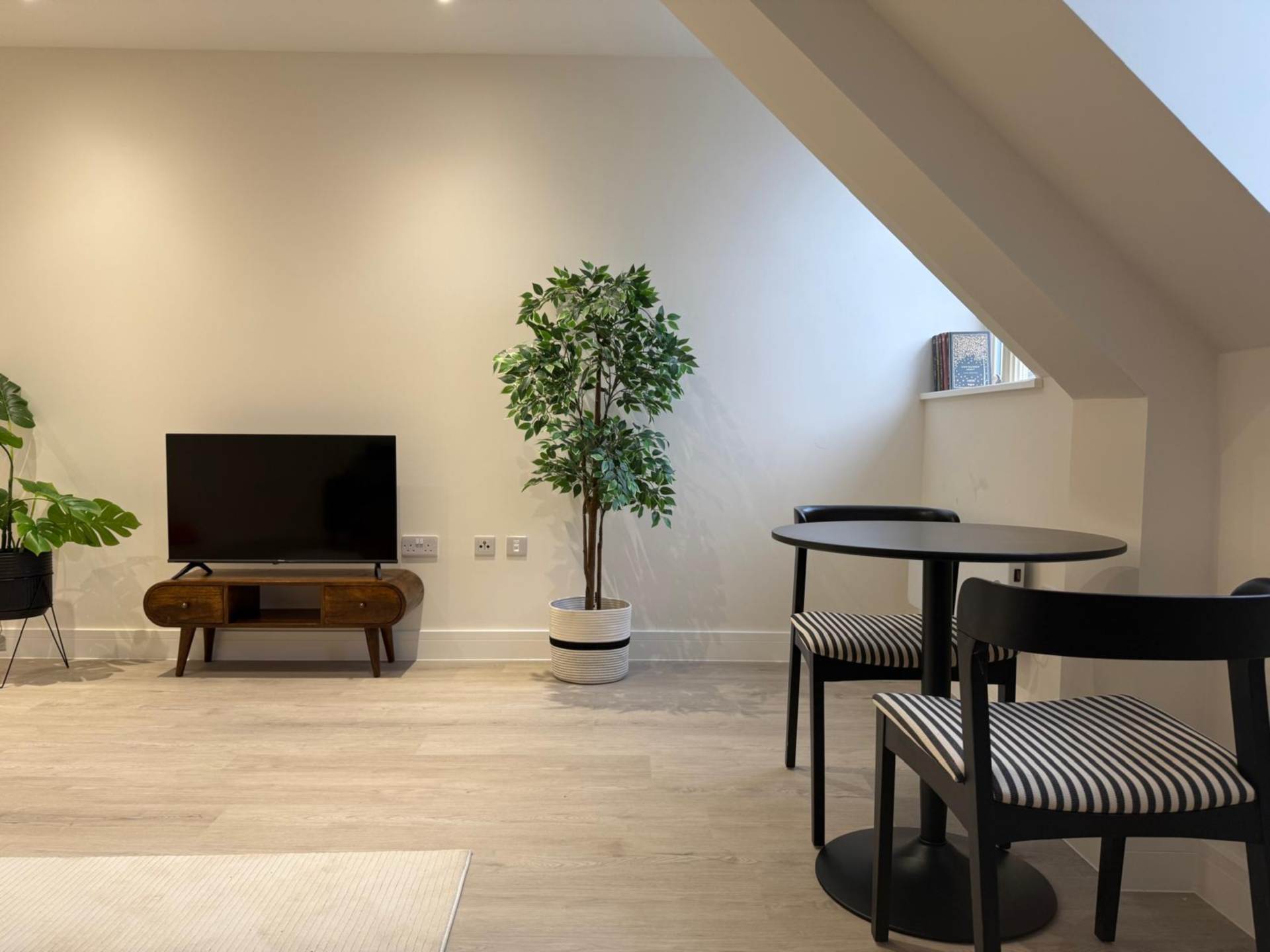 Flat11, Chapel Street, Marlow, Image 7