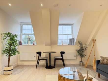 Flat11, Chapel Street, Marlow, Image 3