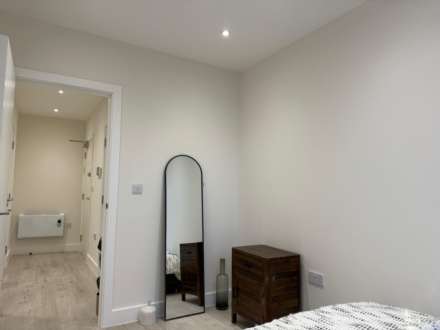 Flat11, Chapel Street, Marlow, Image 6