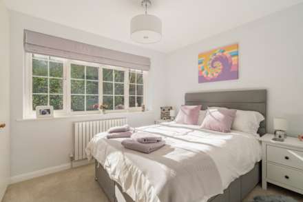 Harcourt Close, Henley On Thames, Image 11