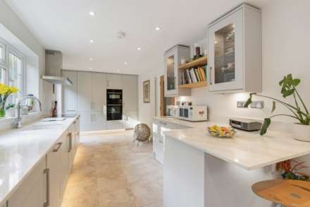 Harcourt Close, Henley On Thames, Image 2