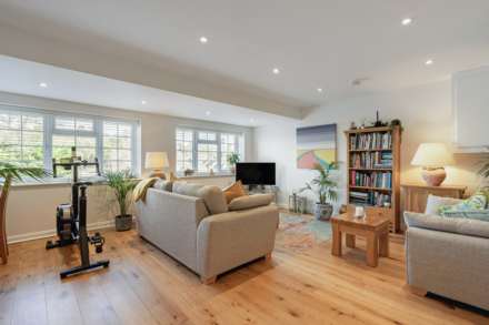 Harcourt Close, Henley On Thames, Image 7