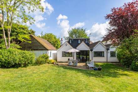 Northfield Avenue, Henley On Thames
