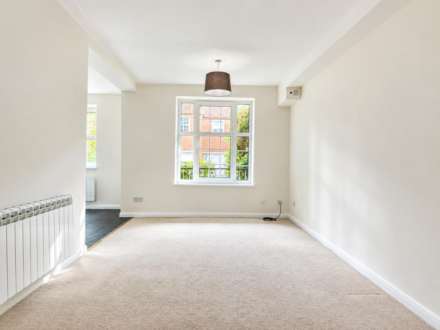 Northfield Close, Henley On Thames, Image 2