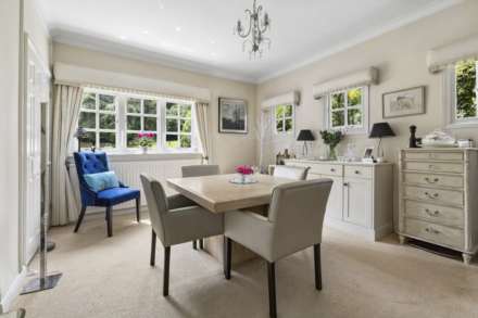 Crowsley Road, Lower Shiplake, Image 4