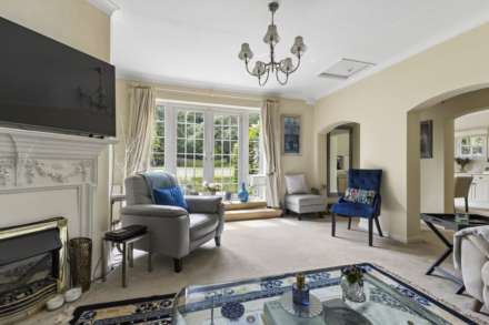 Crowsley Road, Lower Shiplake, Image 5