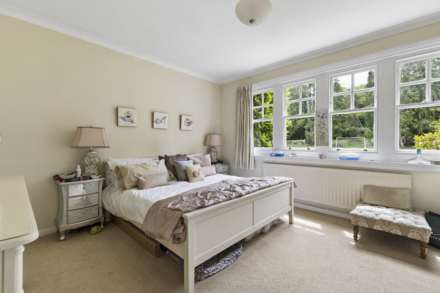 Crowsley Road, Lower Shiplake, Image 6