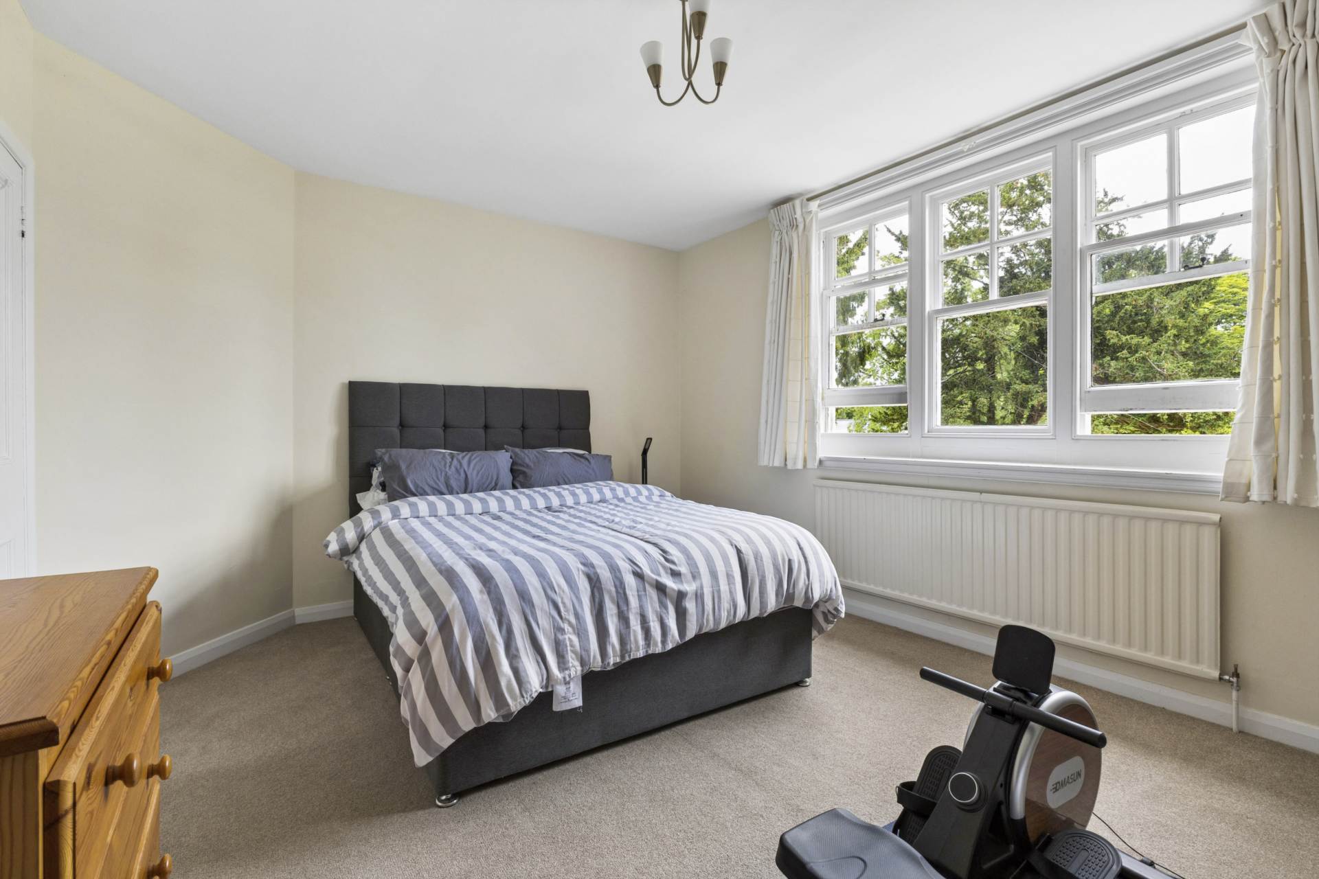 Crowsley Road, Lower Shiplake, Image 8