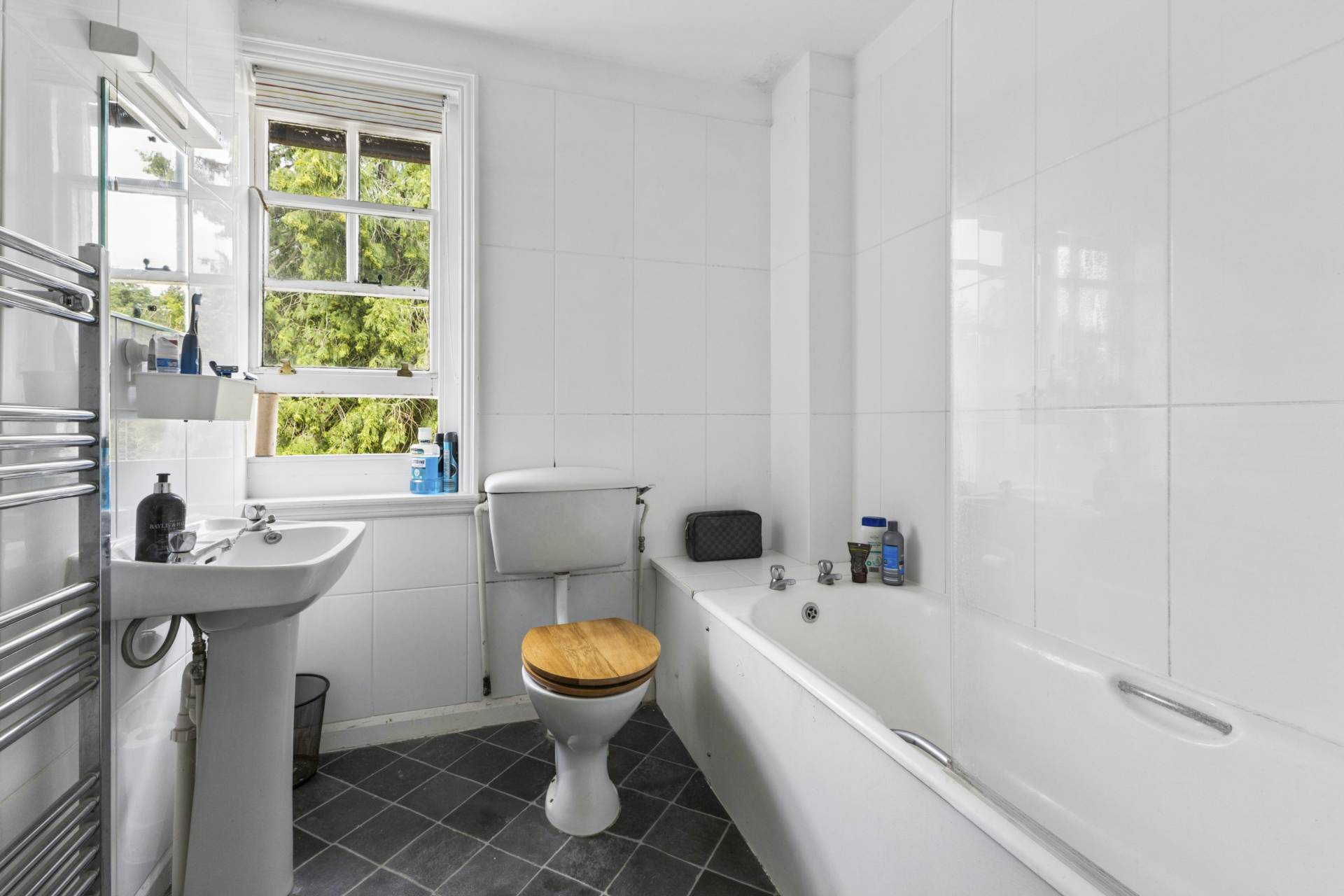 Crowsley Road, Lower Shiplake, Image 9