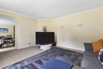 Crowsley Road, Lower Shiplake, Image 5