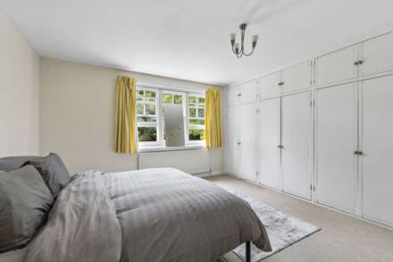 Crowsley Road, Lower Shiplake, Image 7