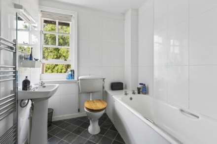 Crowsley Road, Lower Shiplake, Image 9