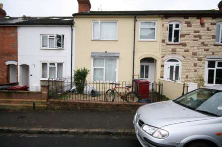 Donnington Gardens, Reading - GAS INCLUDED
