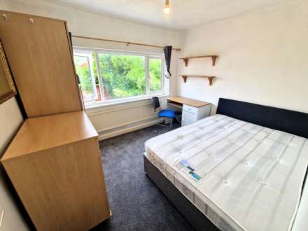 Blenheim Road, Reading - GAS INCLUDED, Image 6