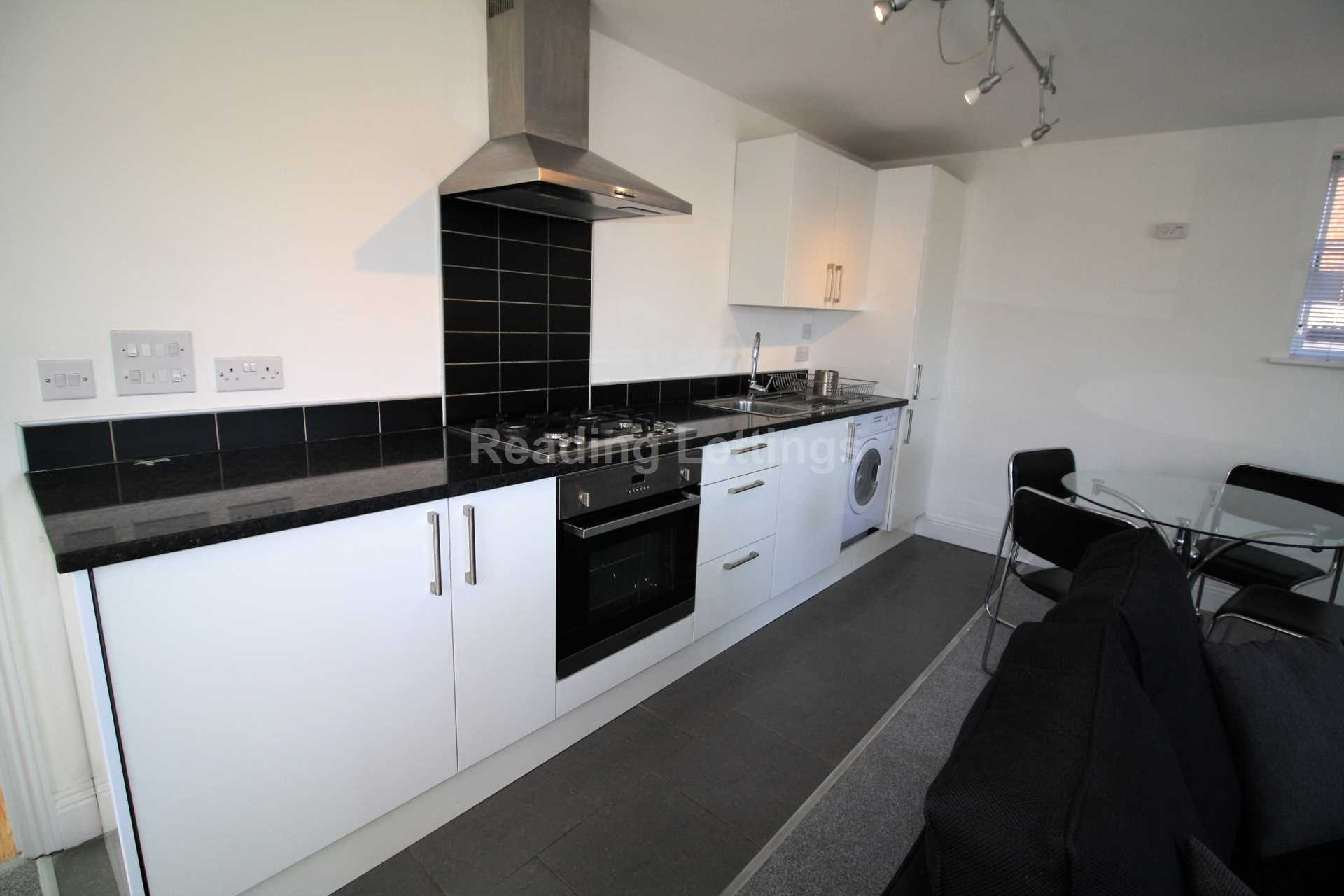 South View Avenue, Caversham, Image 4