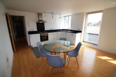 South View Avenue, Caversham, Image 1