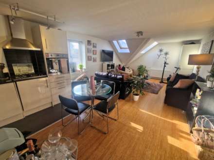 South View Ave, Caversham, Image 2