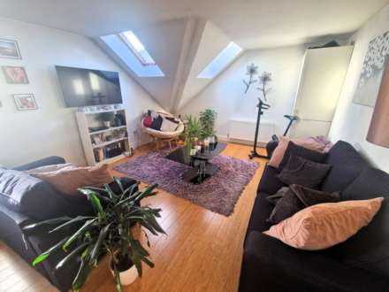 South View Ave, Caversham, Image 3