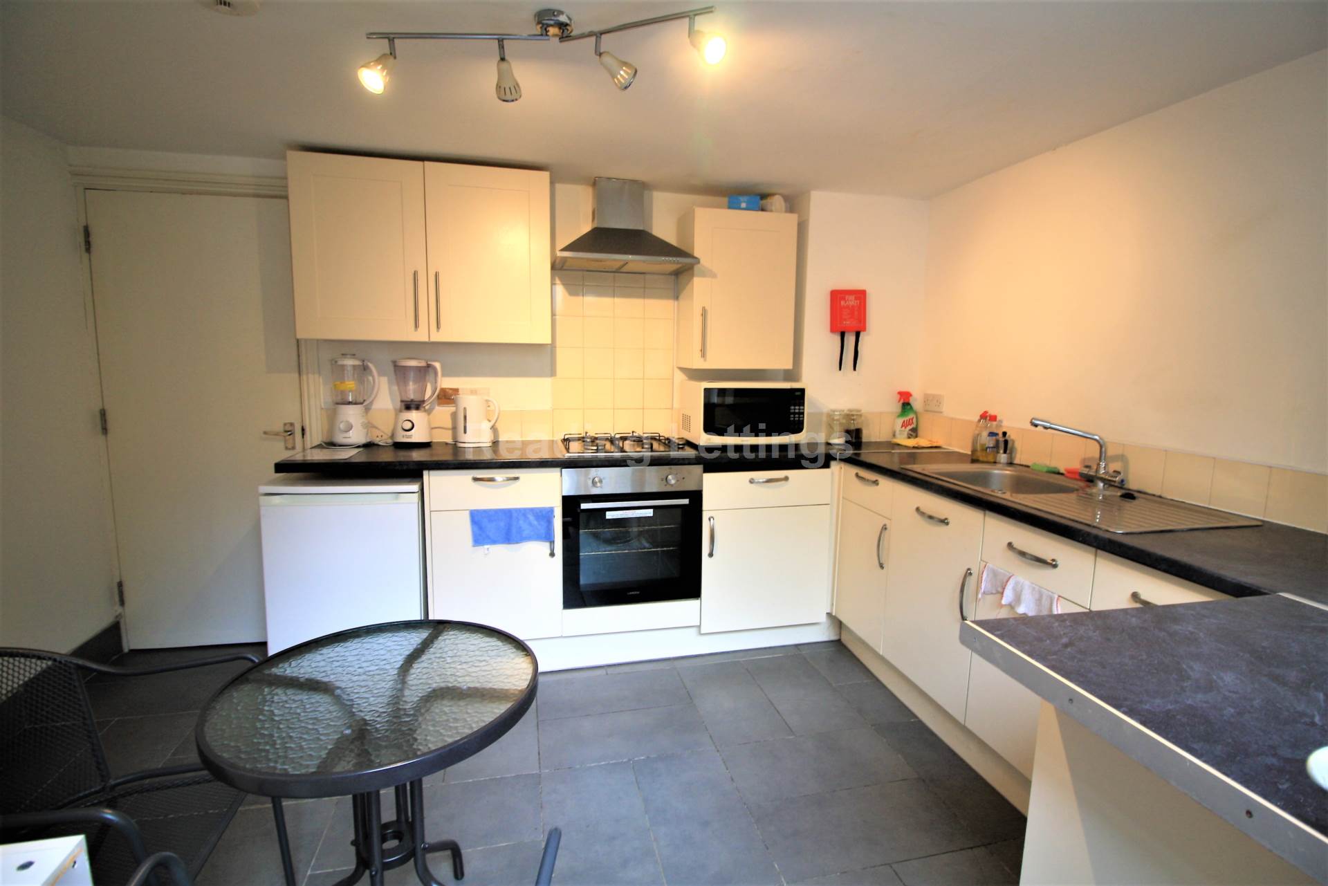 Kings Road, Reading, Image 6