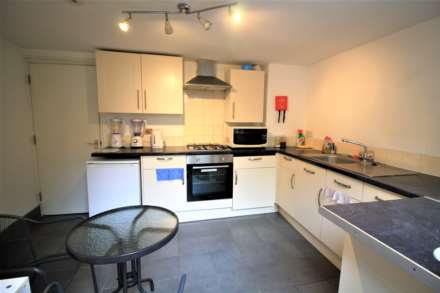 Kings Road, Reading, Image 6
