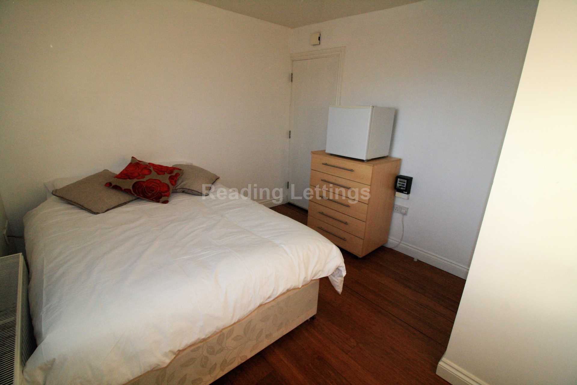 Kings Road, Reading, Image 3